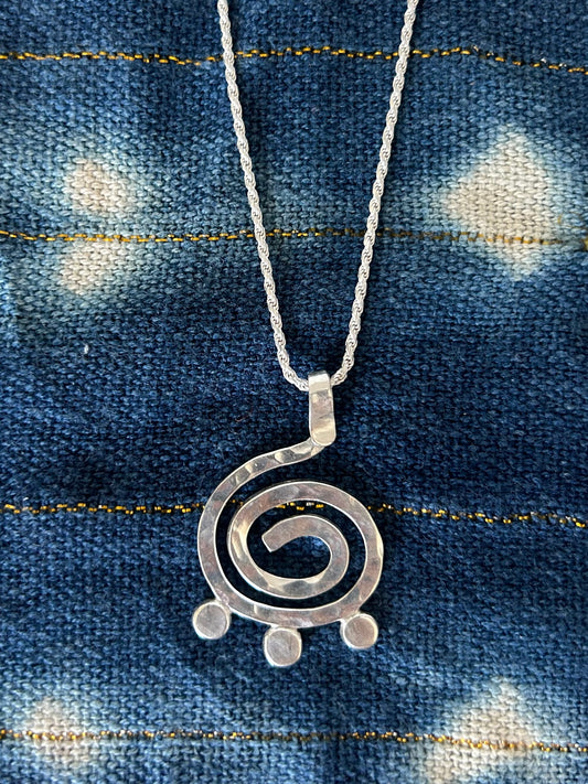 Spiral Pendant Necklace ~ Silver